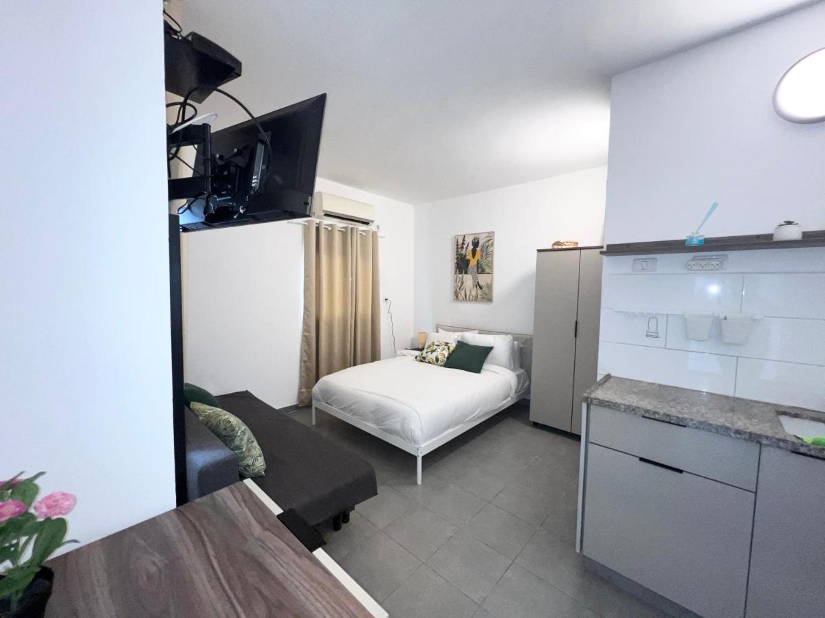 Aspentlv - Hacarmel Market Apartments & Studios Tel Aviv Buitenkant foto