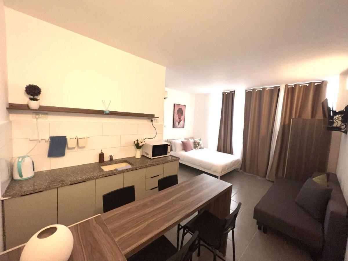 Aspentlv - Hacarmel Market Apartments & Studios Tel Aviv Buitenkant foto